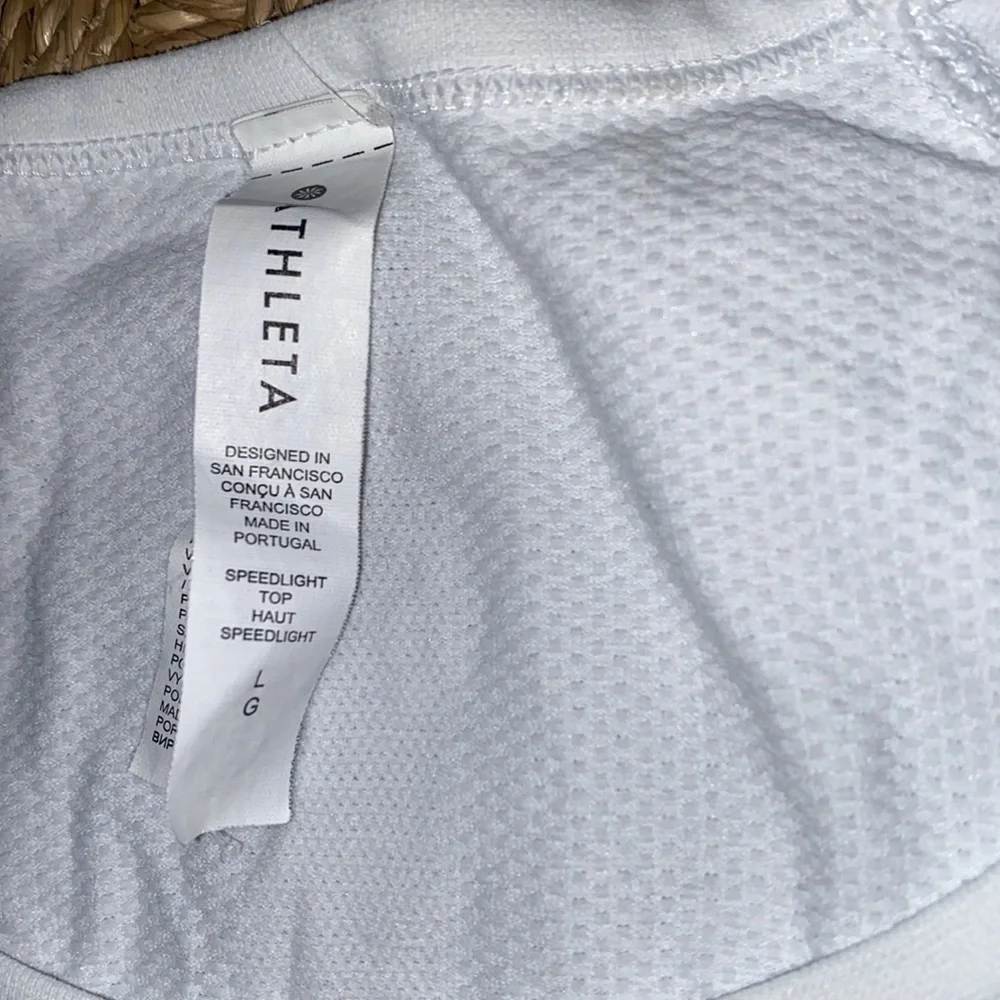 Athleta Speed Light Long Sleeve Shirred Side Top sz Large - Picture 4 of 8
